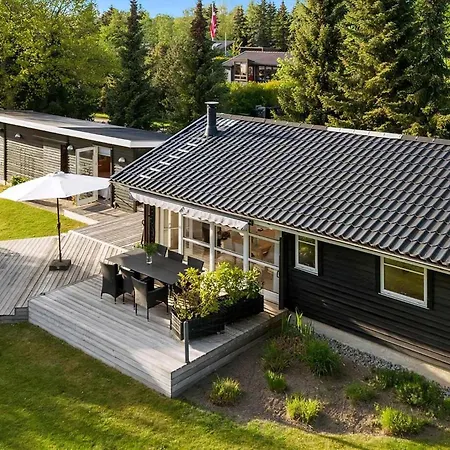 Villa Cozy Summer House Near And Nature *