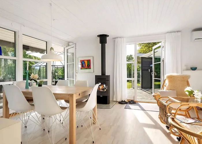 Cozy Summer House Near And Nature *